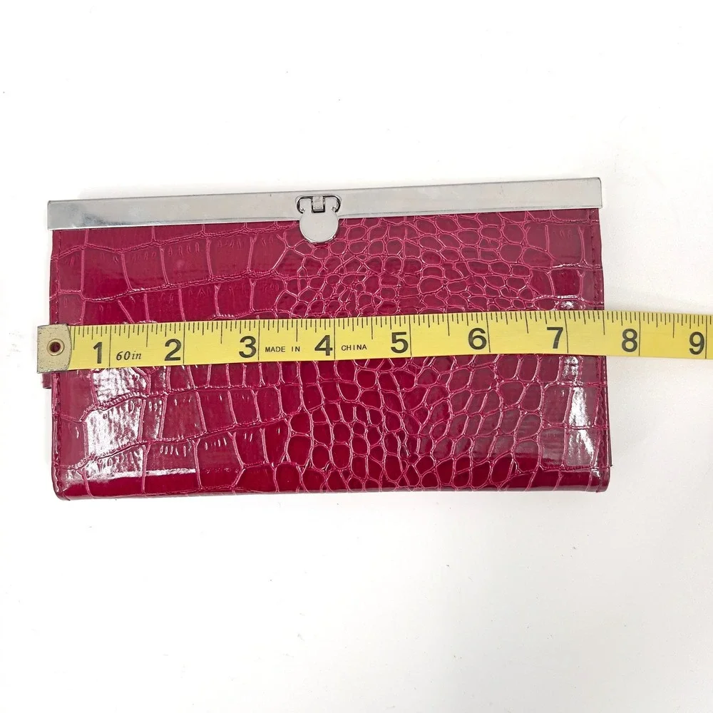 Vintage  Red Ring Handle Wristlet Bag Faux Croc Patent Mod Clutch Organizer